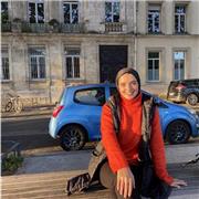 Professeur particulier donne des cours de soutien scolaire, et aide aux devoirs scolaire